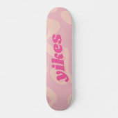 Yikes Pastel Pink Groovy Modern Typografie Skateboard (Voorkant)