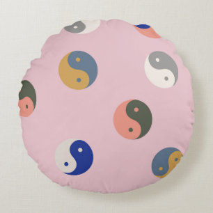 Yin en yang naadloos patroon, herhaalbaar spiritue rond kussen
