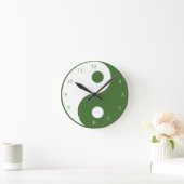 Yin Yang Green en White Symbol Clock Ronde Klok (Huis)