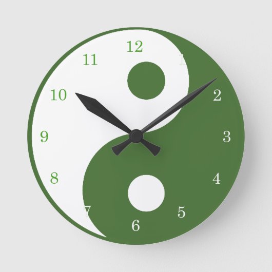 Yin Yang Green en White Symbol Clock Ronde Klok (Voorkant)