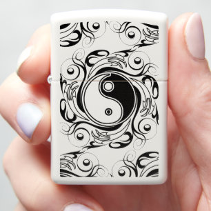 Yin & Yang-symbool Zwart en Wit Tattoo Stijl