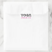 Yoga hoort de sol ronde sticker (Tas)