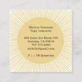 Yoga Instructor Lotus Pose Gold Sun Rays Vierkante Visitekaartje (Achterkant)
