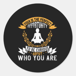 Yoga is de perfecte gelegenheid om te controleren ronde sticker