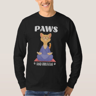 Yoga Kat Kute Pooten En Ademhalen T-shirt