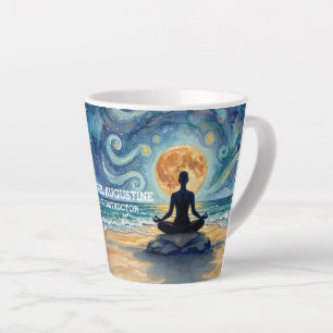 Yoga-meditatie sterrennacht lucht maan oceaan stra latte mok