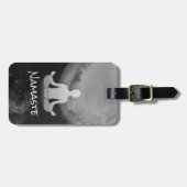 Yoga Meditation Instructeur Sukhasana Pose Zen Sig Bagagelabel (Voorkant horizontaal)