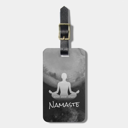 Yoga Meditation Instructeur Sukhasana Pose Zen Sig Bagagelabel (Voorkant verticaal)