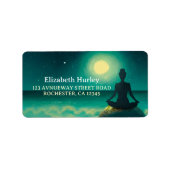 Yoga Meditation Pose on Rock Full Moon Stars Night Etiket (Voorkant)