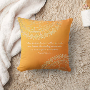 Yoga Meditation Teacher Oranje Gold Mandala Quotte Kussen