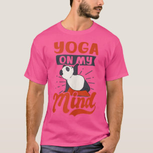 Yoga op mijn manier van ontwerp Funny Yoga 1505 T-shirt