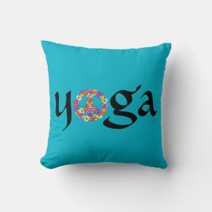 Yoga Peace Sign Floral op Turquoise Kussen