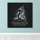 Yoga Reiki Instructeur One-Legged King Pigeon Pose Canvas Afdruk (Insitu (Houten vloer))