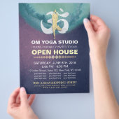 YOGA Studio Open House Meditation Pose & OM-symboo Flyer (Hand)
