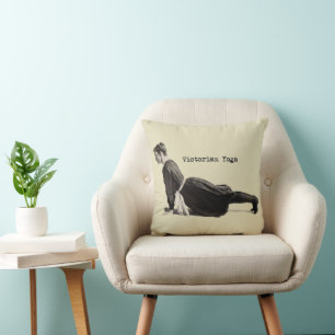  Yoga Vrouw Up Dog Antiek Kussen