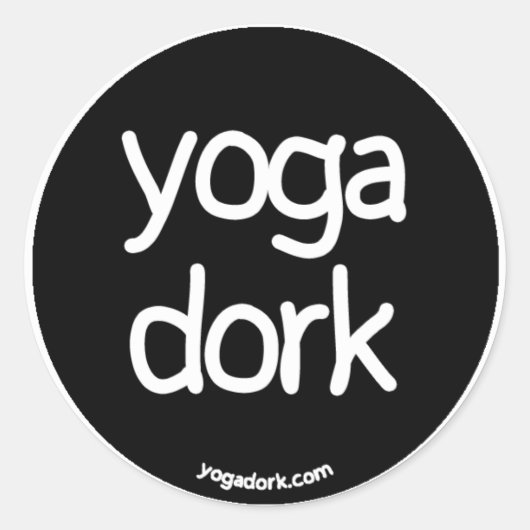 Yogadork sticker rond zwart/wit (Voorkant)