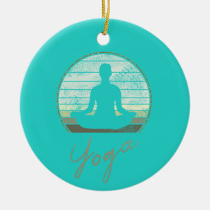 Yogatraining ontwerpmeditatie of pilates keramisch ornament