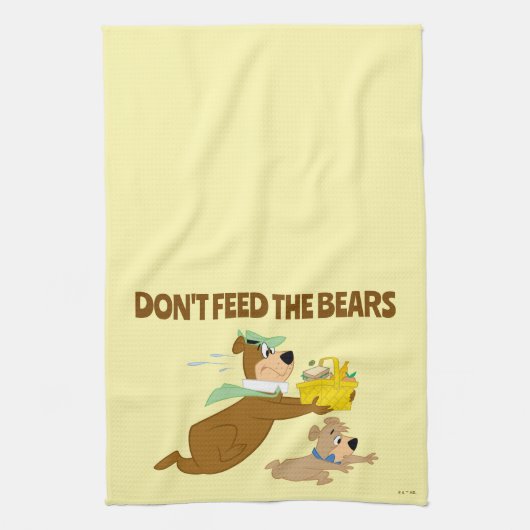 Yogi Beer en Boo-Boo picknickpaniek Theedoek (Verticaal)