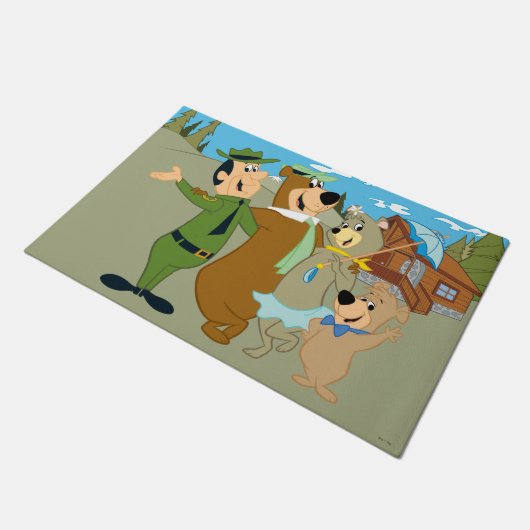 Yogi Beer en vrienden warm welkom Deurmat (Schuin)