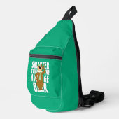 Yogi "Slimmer dan het gemiddelde Beer" Sling Bag (Rechterhoek)