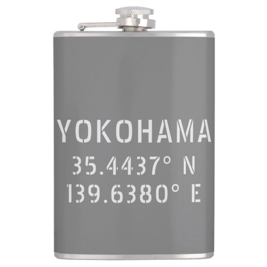 Yokohama Latitude & lengte Heupfles (Voorkant)