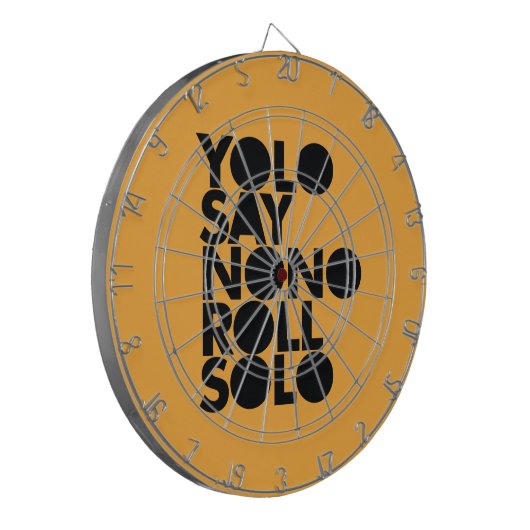 YOLO Roll Solo gevuld Dartbord (Voorkant Links)