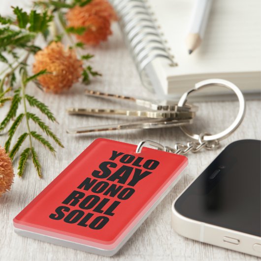 YOLO Roll Solo Sleutelhanger (Voorkant Rechts)