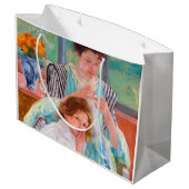 Young Moeder Sewing, Mary Cassatt Groot Cadeauzakje (Achterkant Gekanteld)