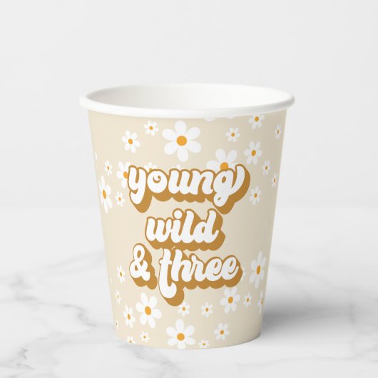 Young Wild and Three Retro Daisy 3rd Birthday Papieren Bekers (Voorkant)