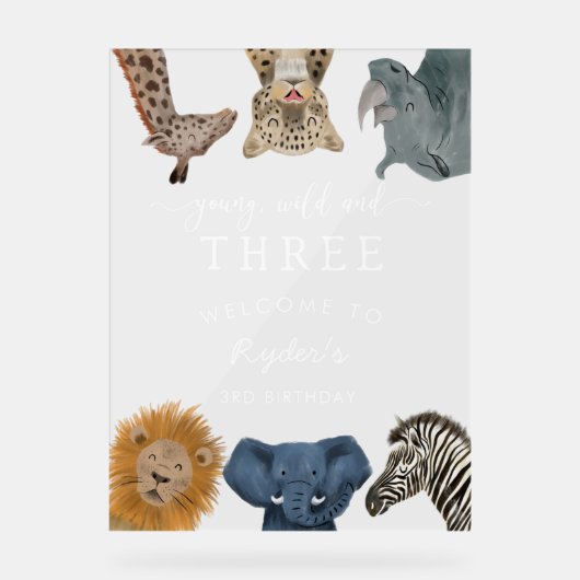 Young Wild Three Safari Verjaardag Welkom Acryl Bord (Voorkant)