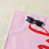 Youpi pour la serviette de plage de vacances (En situation)