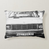 Yugo, oude joegoslavische auto accent kussen (Voorkant)
