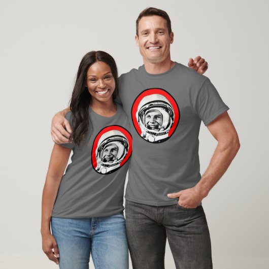 Yuri Gagarin - Sovjet Hero & Cosmonaut T-Shirt (Unisex)
