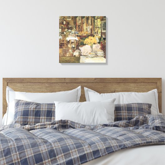 Zaal bloemen van Childe Hassam, Kunst Canvas Afdruk (Insitu (Slaapkamer))