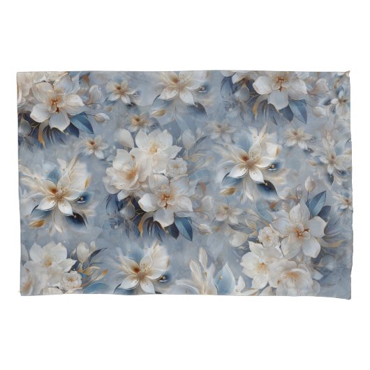 Zachte blauwe, witte en gouden bloemen op zijde kussensloop (Voorkant)