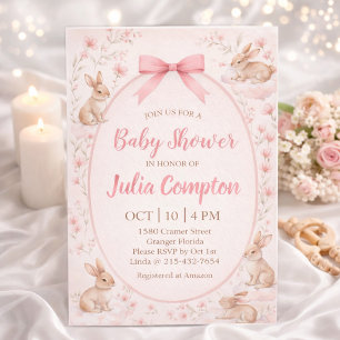 Zachte bloemige konijn babyshower uitnodiging