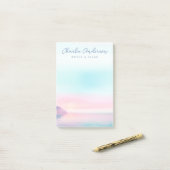 Zachte pastel zonsopgang met vogels scriptnaam post-it® notes (Op bureau)