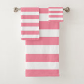 Zachte roze en witte strepen bad handdoek (Insitu)