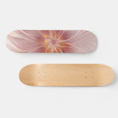Zachte roze Floral Dream Abstracte fractale kunstb Skateboard (Horizontaal)