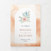 Zachte terracotta boog woestijn bloemencactus brui drieluik uitnodiging (Cover)