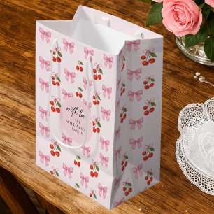 Zachte Waterverf Kersen Strik Coquette Patroon Medium Cadeauzakje