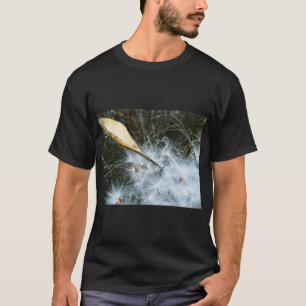 Zaden van Zijdeplant in Zachte Beweging T-shirt