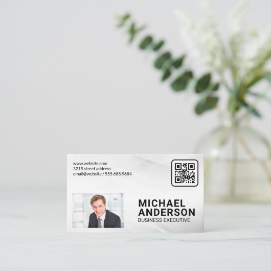 Zakelijk Man in Suit | QR-code | Ondernemingen Visitekaartje (Staand voorkant)