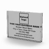 Zakelijk merk op grijs rechthoekig fotoblok (Rechts)