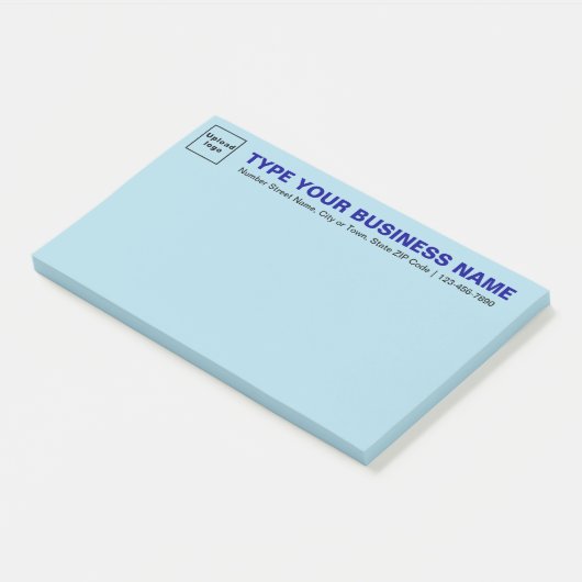 Zakelijk merk op kop van lichtblauw groot post-it® notes (Schuin)