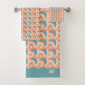 Zalm en Blauwgroen Knot Monogram Bad Handdoek (Insitu)