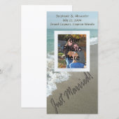 Zand schrijven op het strand, net getrouwd aankondiging (Voorkant / Achterkant)