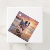 Zandige Australische Herder Hond op Strand Zonsond Bedankjes Labels (In situ)