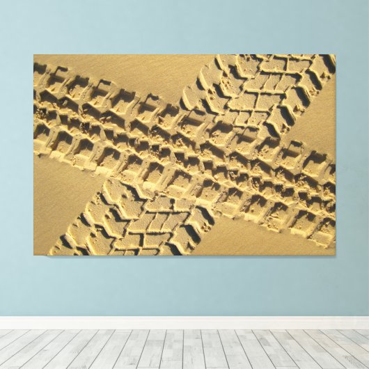 ZANDSPOREN 32x48 Canvas Afdruk (Insitu (Houten vloer))