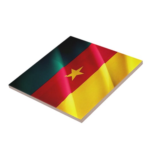 zCM002 KAMEROEN, Zwaaiende Vlag, Afrika, Tegeltje (Zijkant)